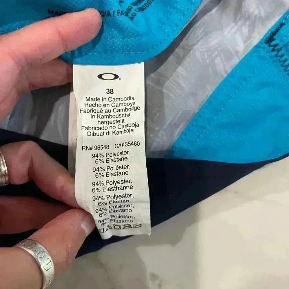 Oakley Swim Shorts Mens Size 38 Trunks Slim Fit Tropical Multi-Color Board Short - Picture 7 of 7